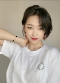 风韵犹存骚货女白领下海大战三百回合